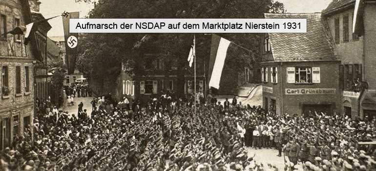 NSADP SA-Aufmarsch auf dem Markplatz Nierstein 1931